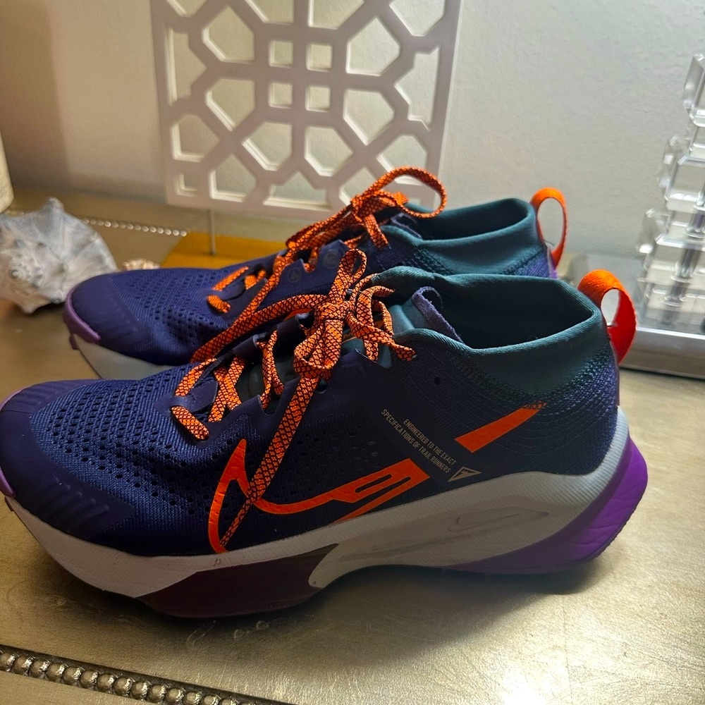 Nike Women’s Zegama Purpl & Orange
